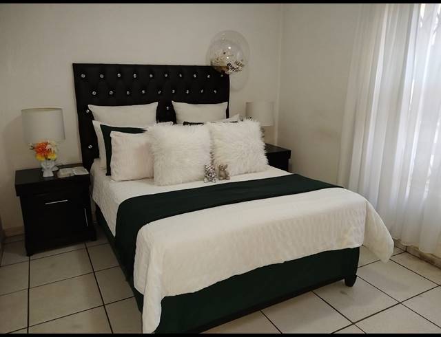 3 BEDROOM HOUSE FOR SALE IN SEBOKENG ZONE 10